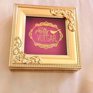 Pretty Vulgar Women's makeup